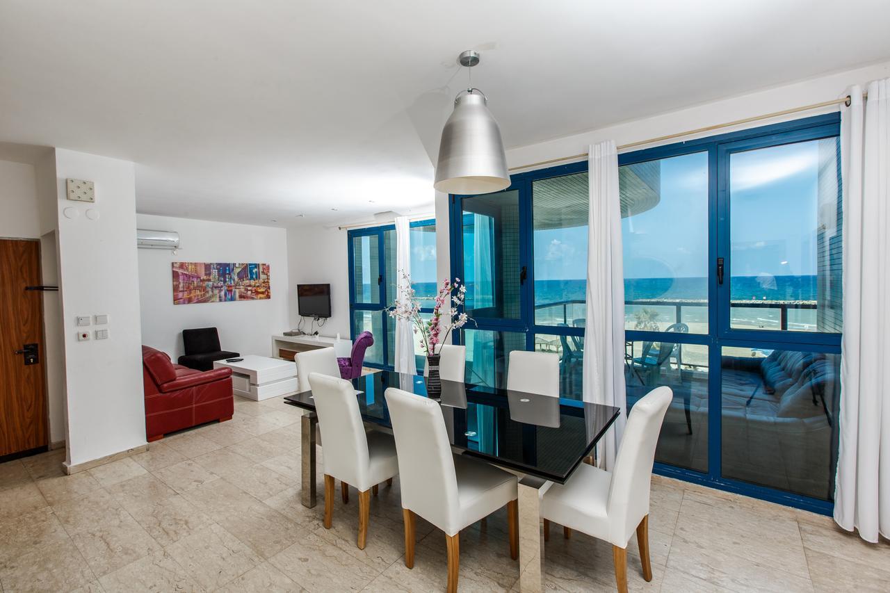 Ocean Front Apartments First Line To The Beach Tel Aviv Exteriér fotografie