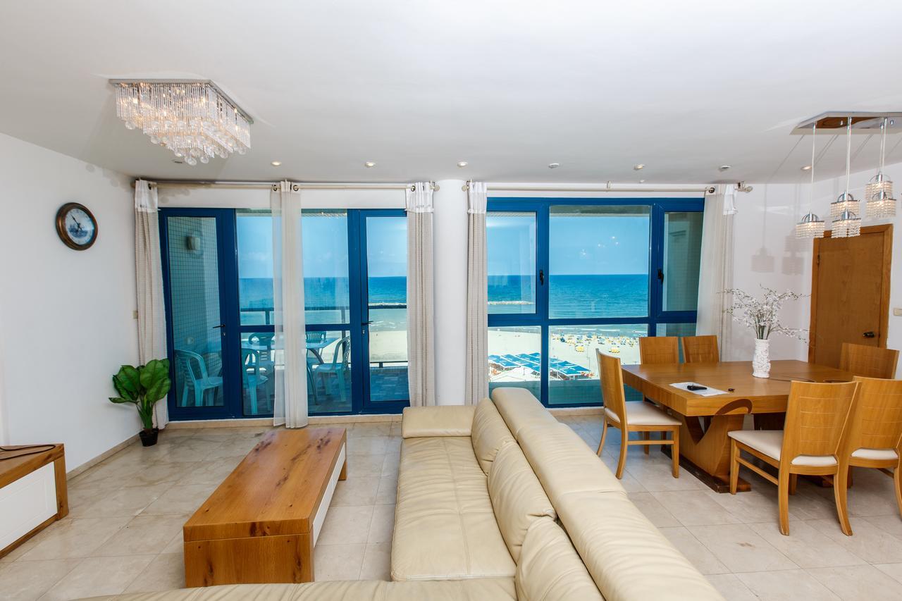 Ocean Front Apartments First Line To The Beach Tel Aviv Exteriér fotografie