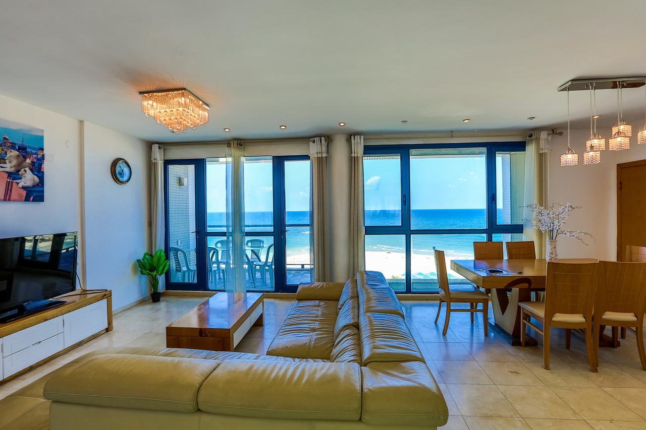 Ocean Front Apartments First Line To The Beach Tel Aviv Exteriér fotografie