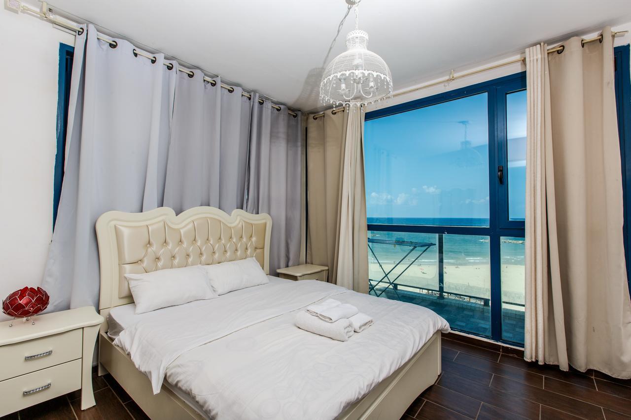 Ocean Front Apartments First Line To The Beach Tel Aviv Exteriér fotografie