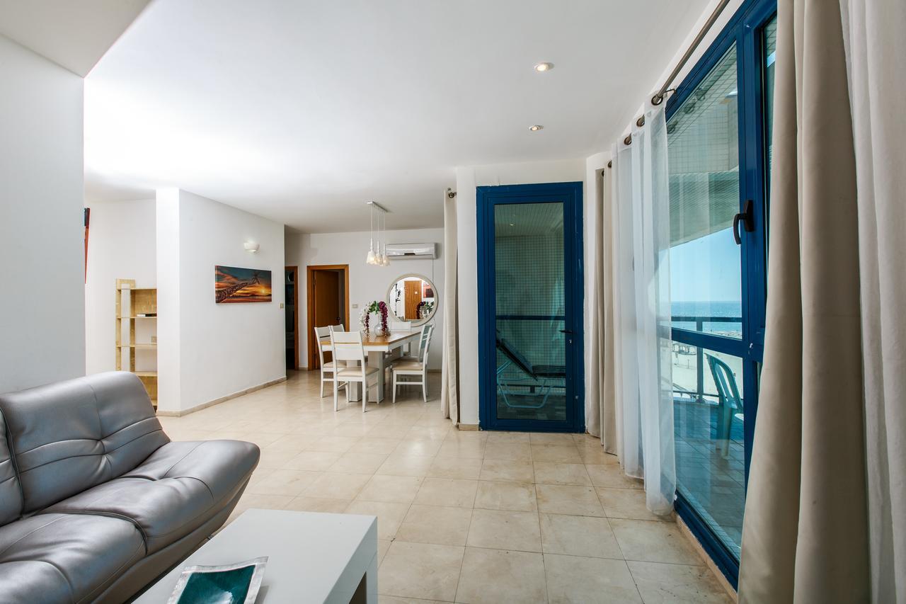 Ocean Front Apartments First Line To The Beach Tel Aviv Exteriér fotografie