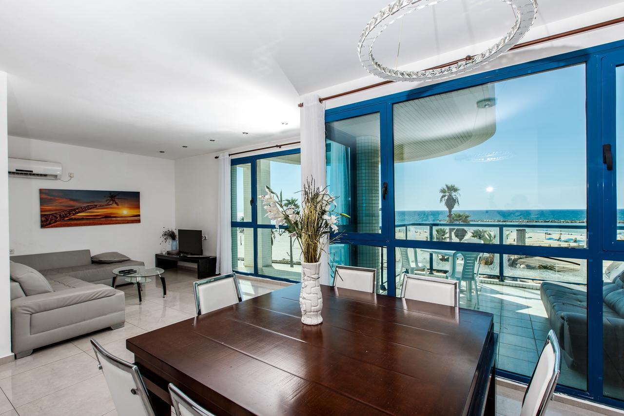 Ocean Front Apartments First Line To The Beach Tel Aviv Exteriér fotografie