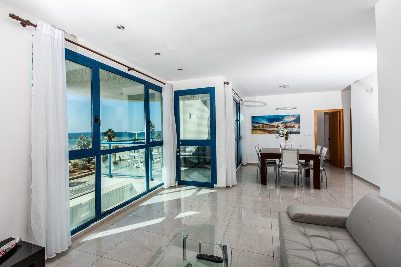 Ocean Front Apartments First Line To The Beach Tel Aviv Exteriér fotografie