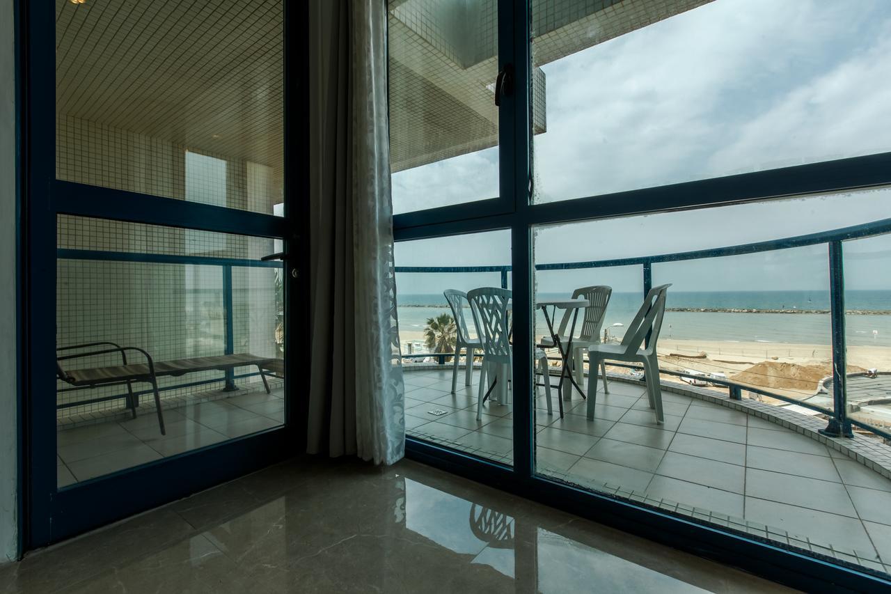 Ocean Front Apartments First Line To The Beach Tel Aviv Exteriér fotografie