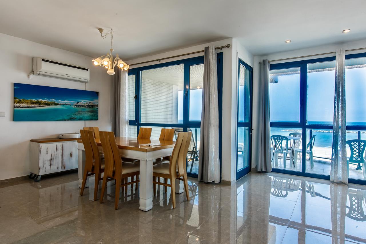 Ocean Front Apartments First Line To The Beach Tel Aviv Exteriér fotografie