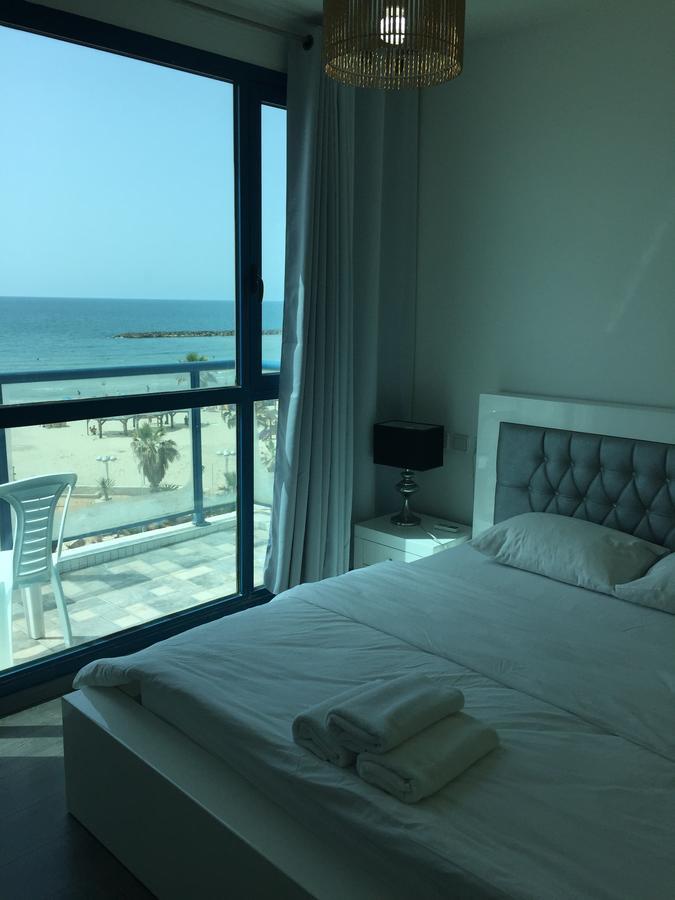 Ocean Front Apartments First Line To The Beach Tel Aviv Exteriér fotografie