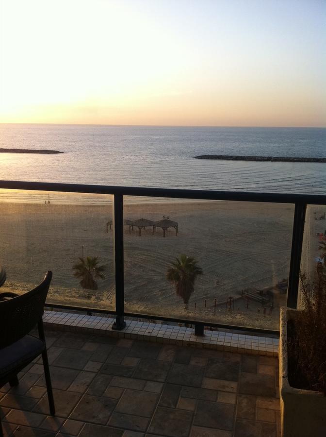 Ocean Front Apartments First Line To The Beach Tel Aviv Exteriér fotografie